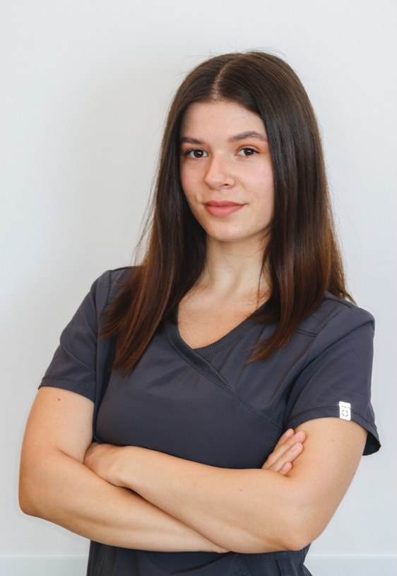 Nagy Alíz Orsolya fogászati asszisztens – iDentity Clinic